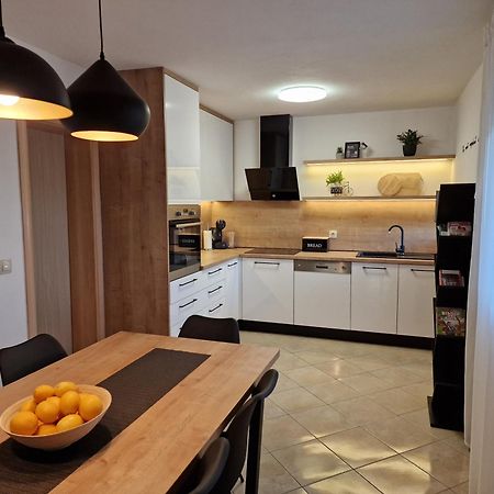 Holiday Home Near Trogir Kaštel Štafilić Kültér fotó