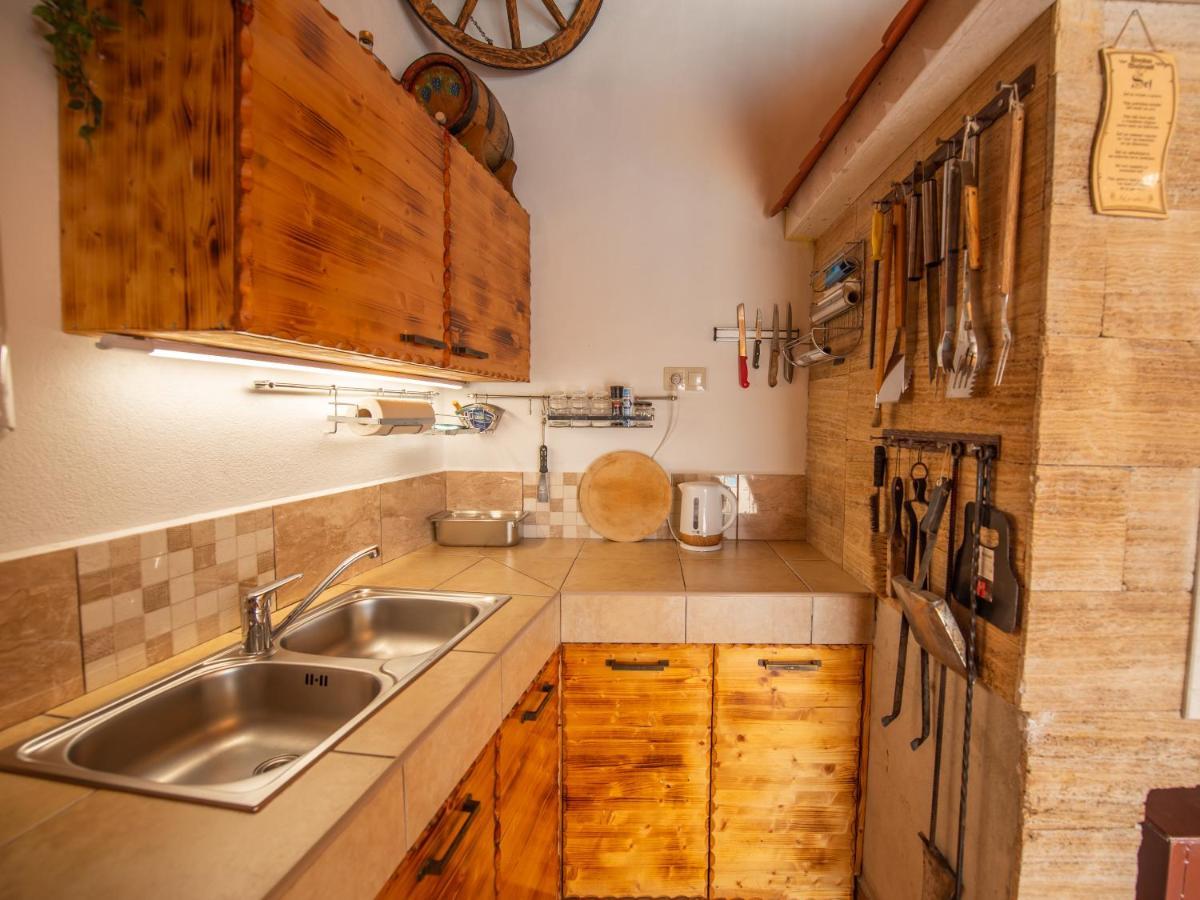 Holiday Home Near Trogir Kaštel Štafilić Kültér fotó