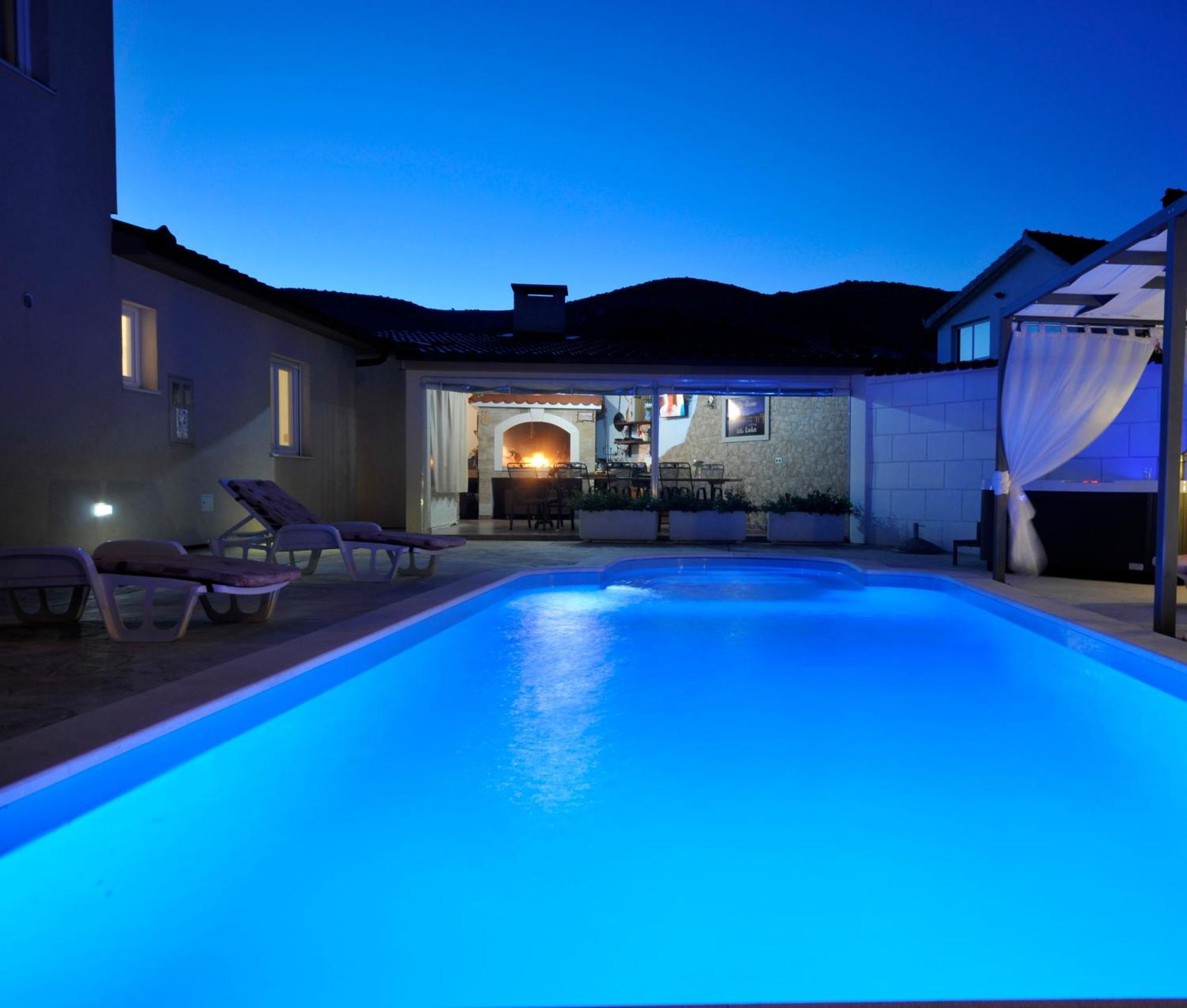 Holiday Home Near Trogir Kaštel Štafilić Kültér fotó