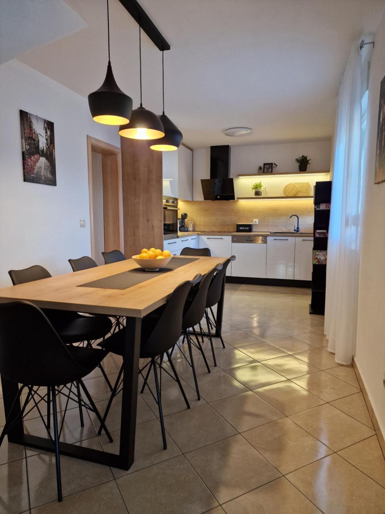 Holiday Home Near Trogir Kaštel Štafilić Kültér fotó